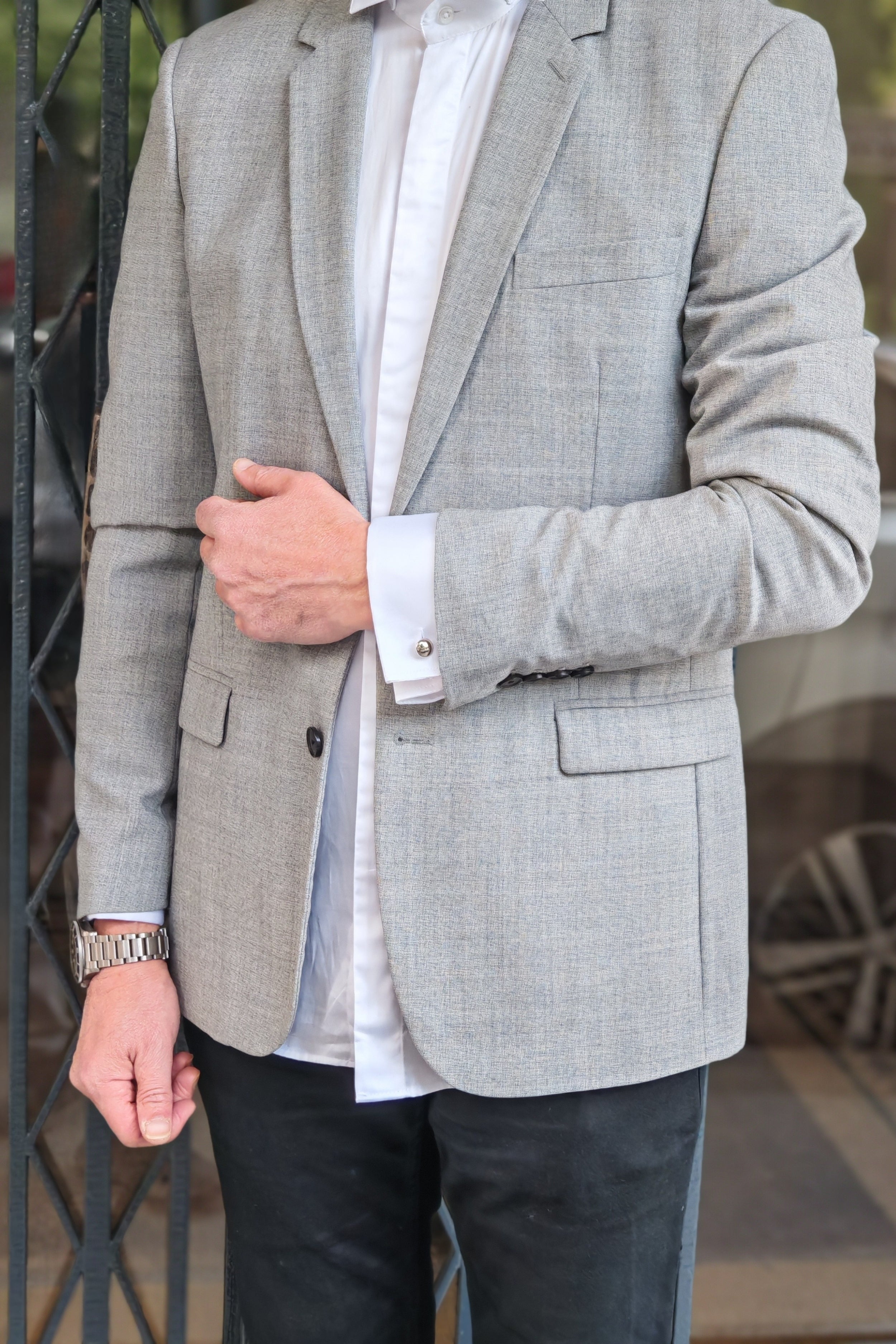 Chemise ajustée cérémonie col cassé poignée mousquetaire 100% coton noble