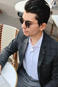 Modèle Slim Fit col italien 6 cm confort