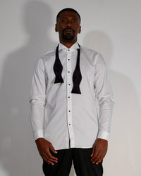 Chemise ajustée prestige - Poignets mousquetaires - Col cassé - Bouton noir-100% coton