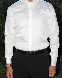 Chemise ajustée cérémonie col cassé poignée mousquetaire 100% coton noble